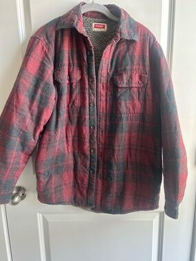 Wrangler Jacket Mens S Red Plaid Sherpa Fleece Lined Flannel Shirt Shacket Coat